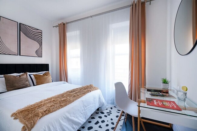 Photo - 444 W 48th St Unit ID1022007P