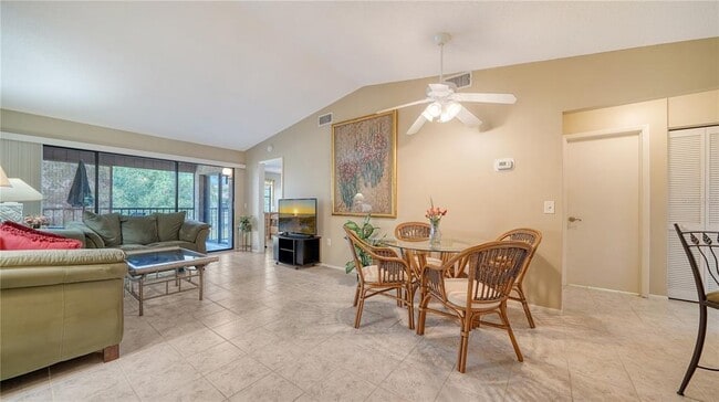 Photo - 5649 Summerside Ln Unit 41B