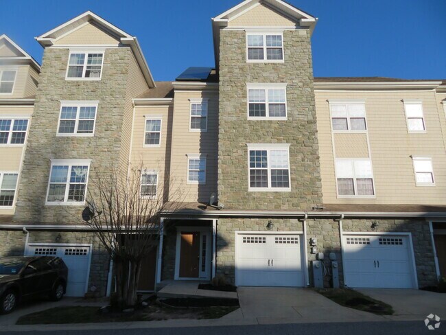Building Photo - 3700 Bedford Dr Rental