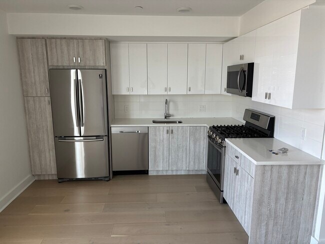 Photo - 917 Bennington St Unit 310