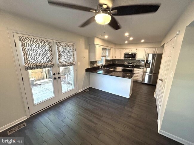 Photo - 4054 Norbeck Square Dr
