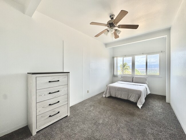 Building Photo - 471 Liholiho St Rental