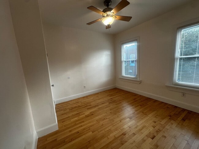 Photo - 315 N Holly St