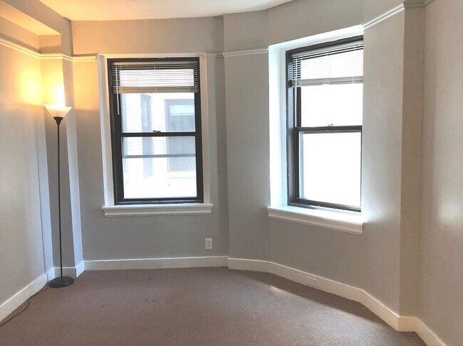 Photo - 479 Commonwealth Ave