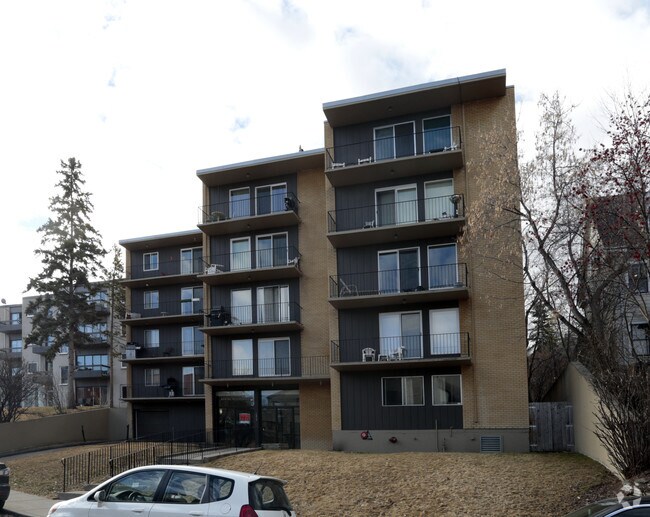 Photo - Cameron Manor