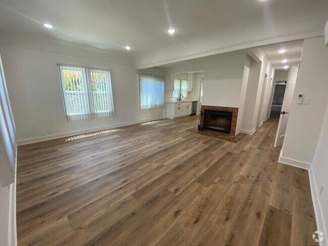 Building Photo - 4021-23 Duquesne Unit 4023 Rental