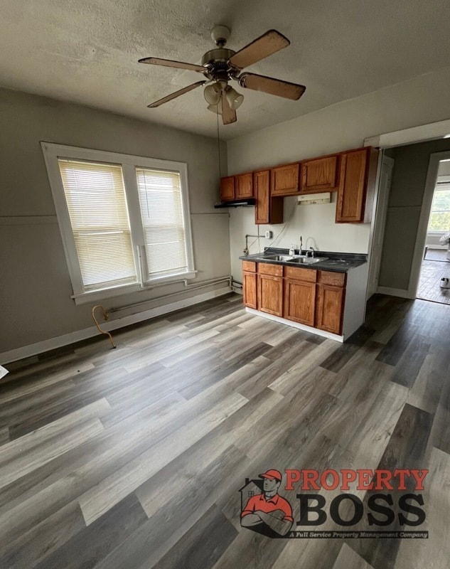 Photo - 519 W Columbus Dr