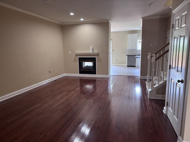 Photo - 654 Fawn Cir Townhome
