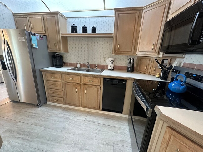 Photo - 2023 Nettles Blvd Unit SI ID1537508P