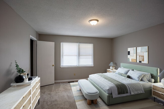 Jackson Manor Apartments