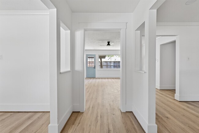 Photo - 1906 Shadow Bend Dr