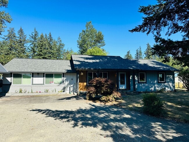 Building Photo - 22213 NE 37th Ave