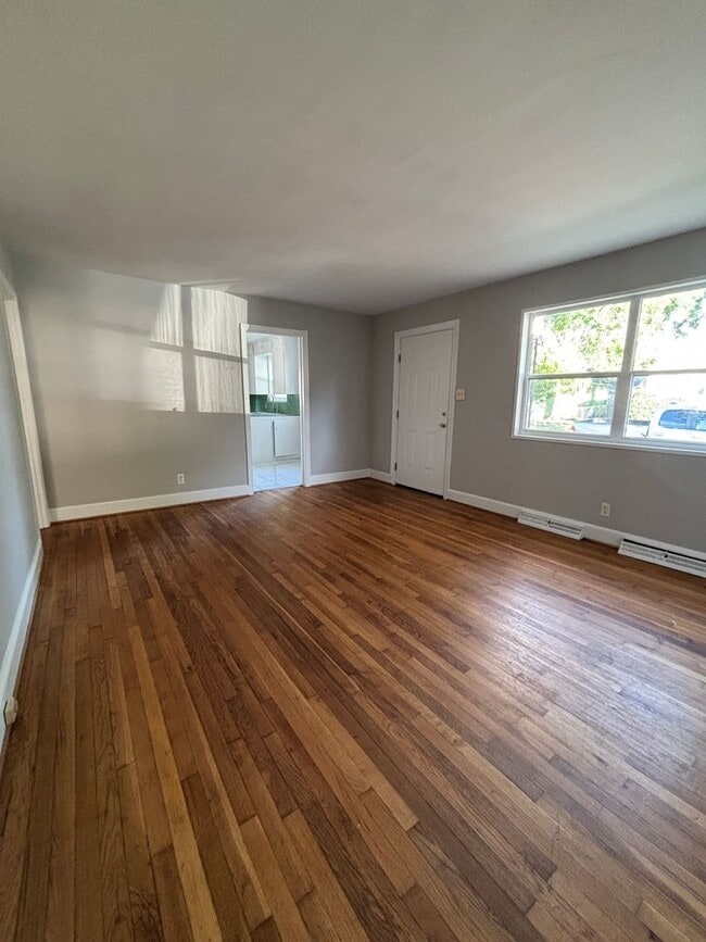 Photo - Charming 2-Bedroom Home in Arcadia – Winst...