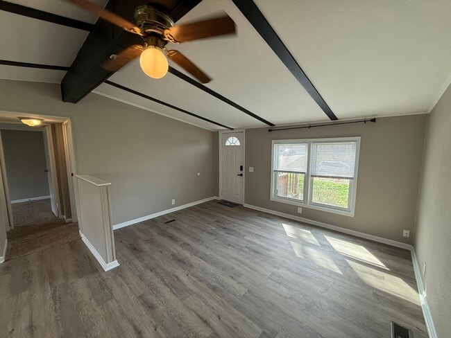 Photo - 5613 Arapaho Trail