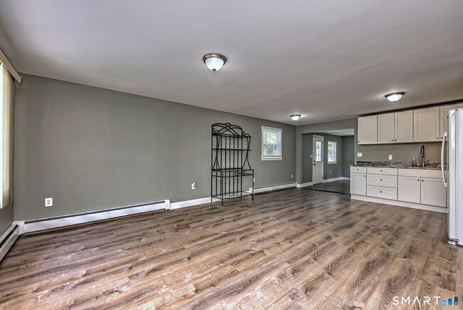 Photo - 68 Pond Hill Rd