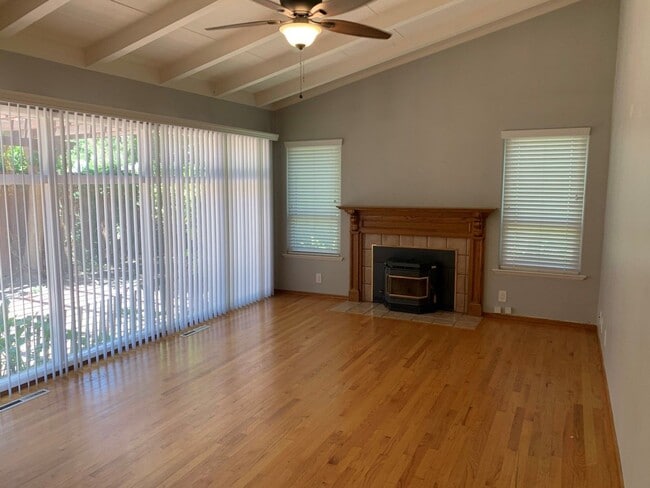 Photo - 683 San Miguel Ave