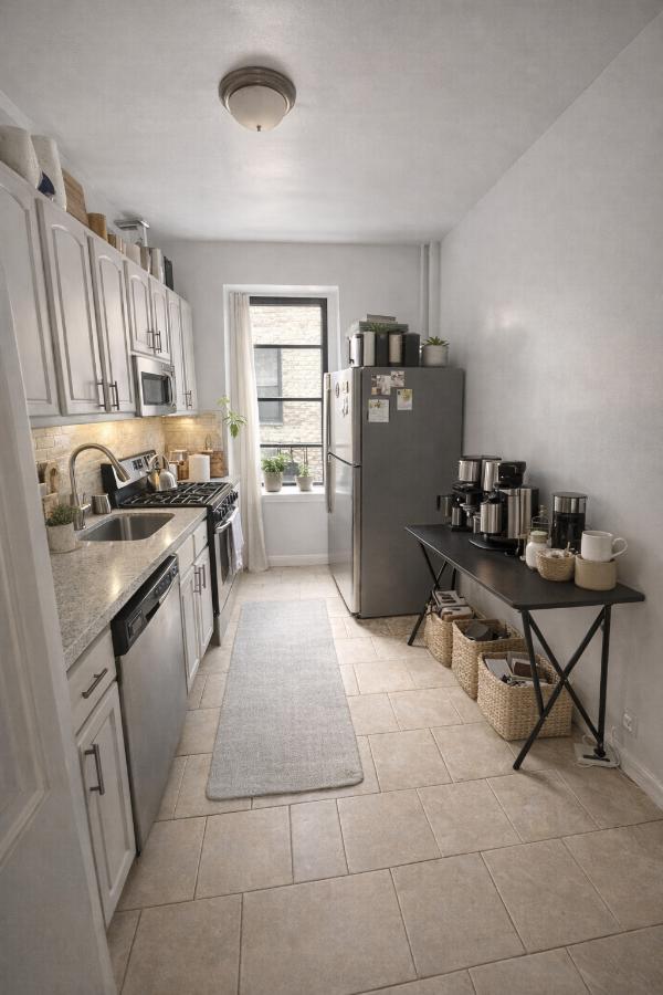 Photo - Payson Avenue Unit 1F