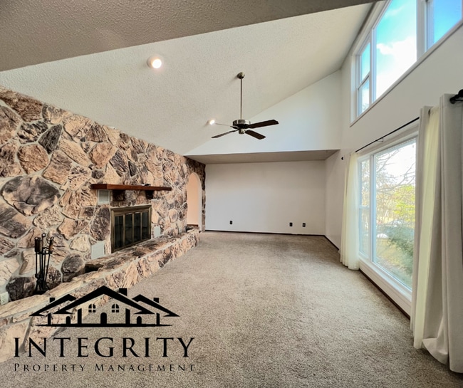 Photo - Charming Home Close to West Gate of FLW!