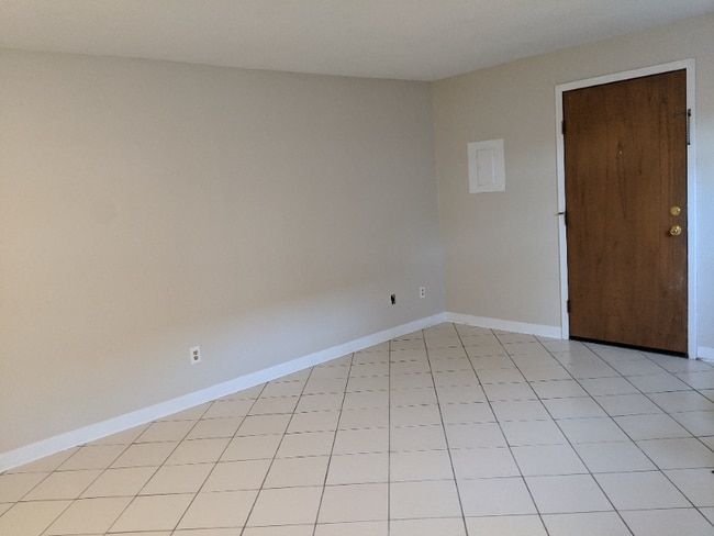 Photo - 138 N Agency St Unit 6