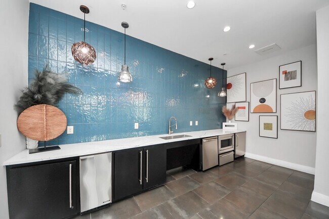 Photo - 5455 Richmond Ave. Unidad 4009