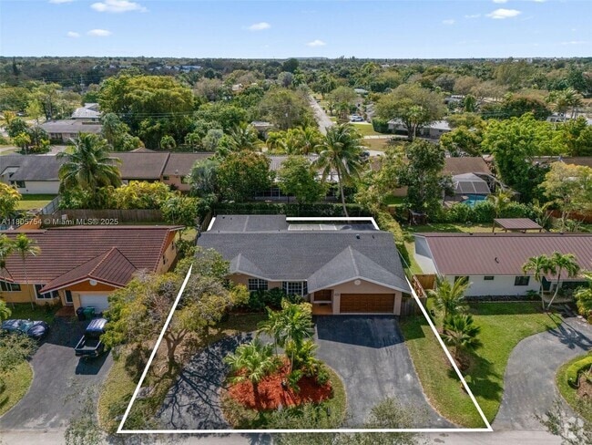 Building Photo - 9034 SW 163rd Terrace Rental