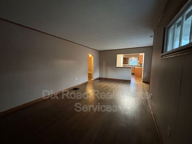 Photo - 2404 Mundale Ave