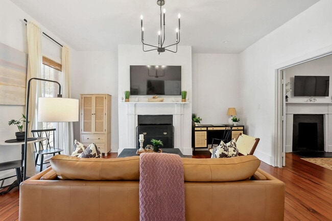 Photo - 505 East McDonough Street-SI ID1359172P Unidad SI ID1359172P