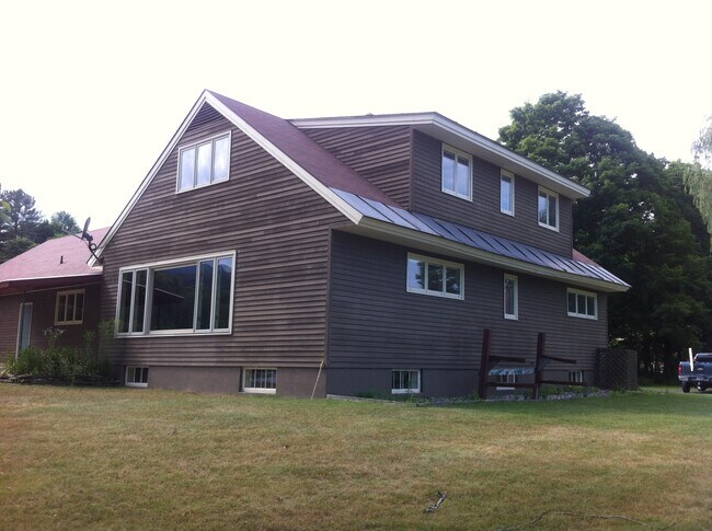 Photo - Beautiful Lakeside home in Windsor Vermont - Will go fast