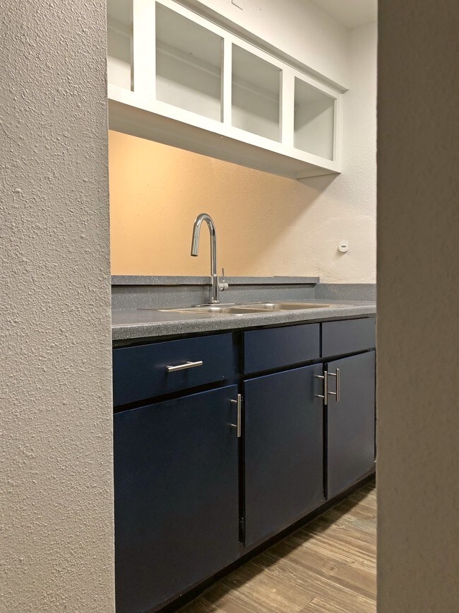 Photo - Oak Creek Village