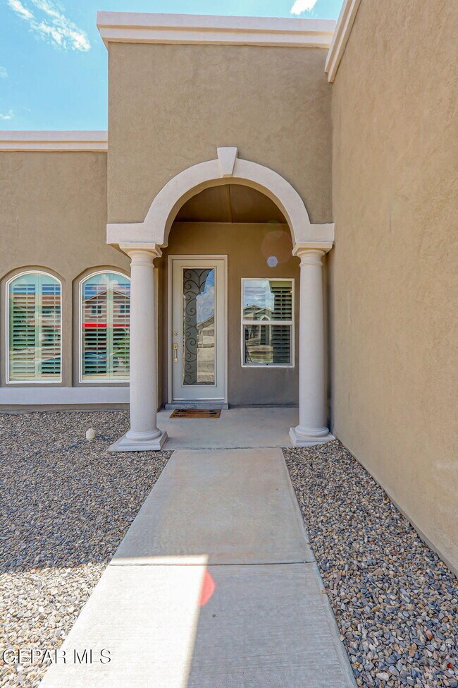 Photo - 14812 Hunters Grove Ave
