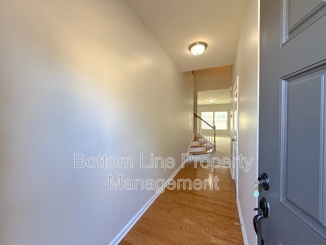 Photo - 7562 Red Mulberry Way