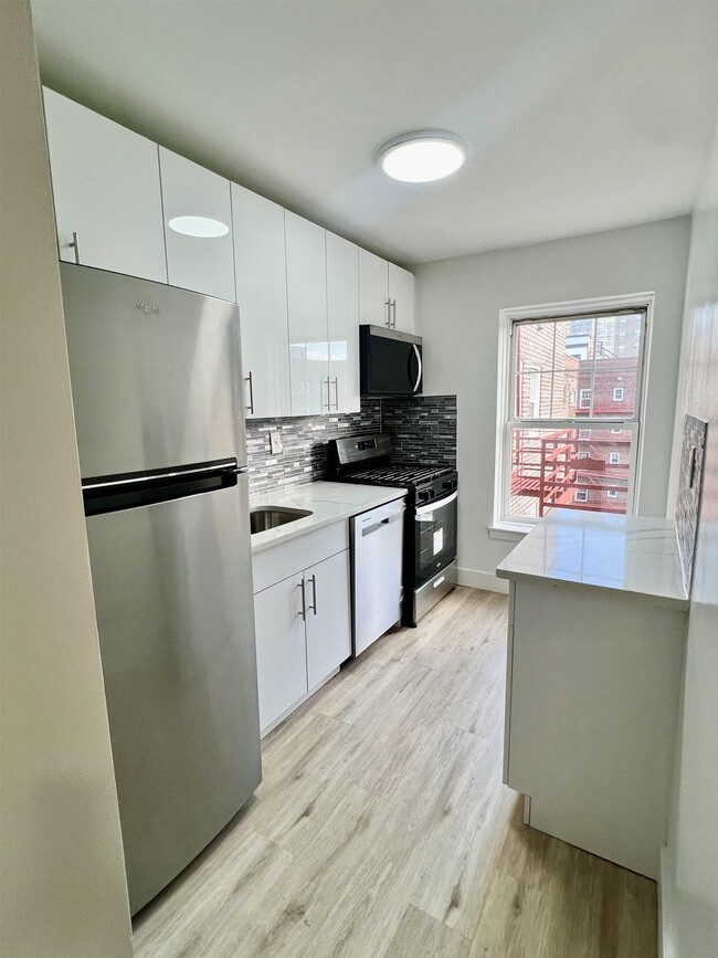 Photo - 7212 JFK Blvd E Unidad 6B