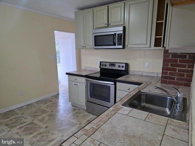 Photo - 239 Belleview Ave