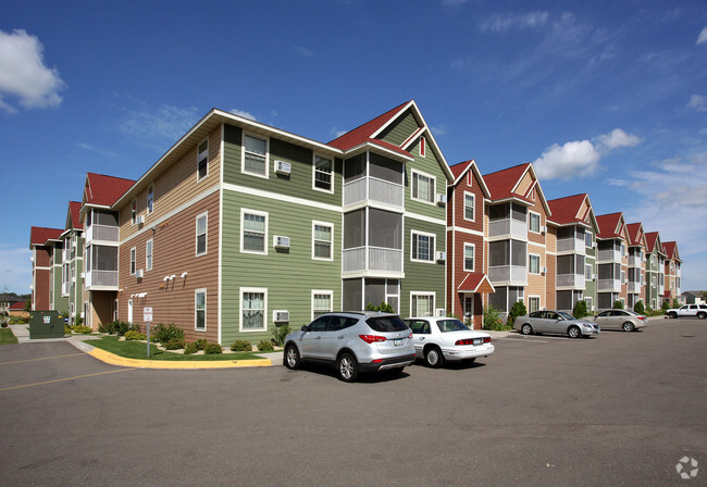 Building Photo - The Lodge at Pine Lakes Rental