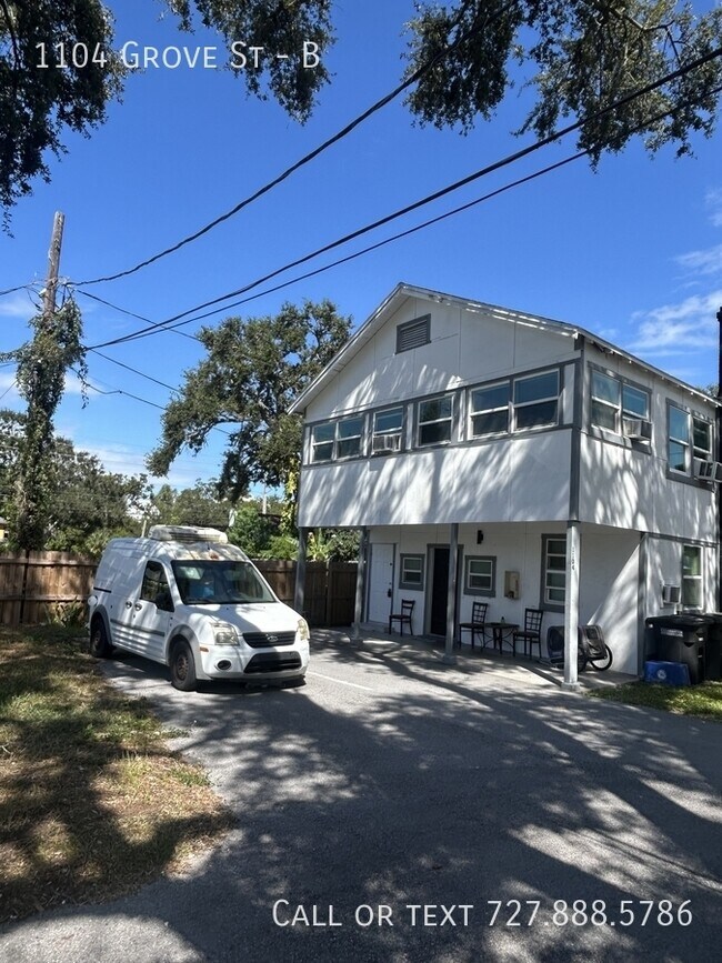 Photo - 1104 Grove St Unit B