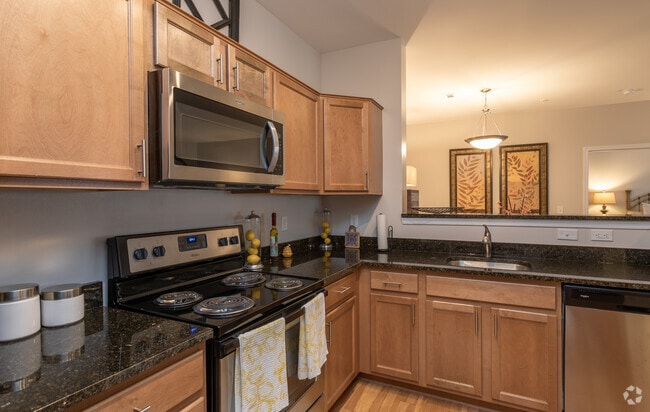 Photo - The Elms at Montjoy