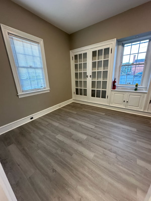 Photo - 107 W Central Ave