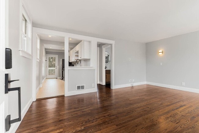 Photo - 2340 N 58th St