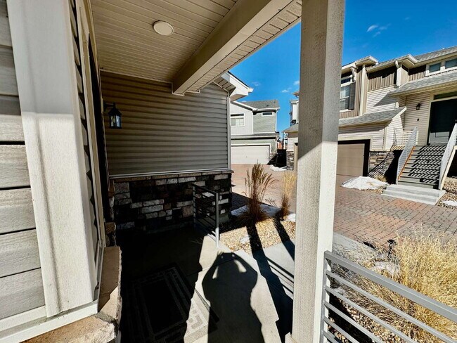 Photo - "Charming and spacious 3-Bed Sanctuary with 2.5 Baths the Reunion Community in Commerce City!"