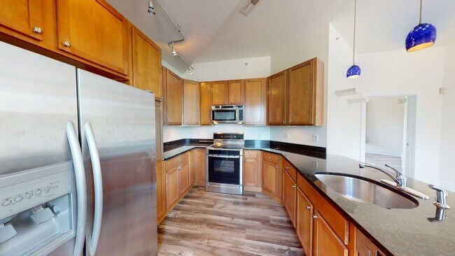 Photo - Main Street Corridor Available July 1