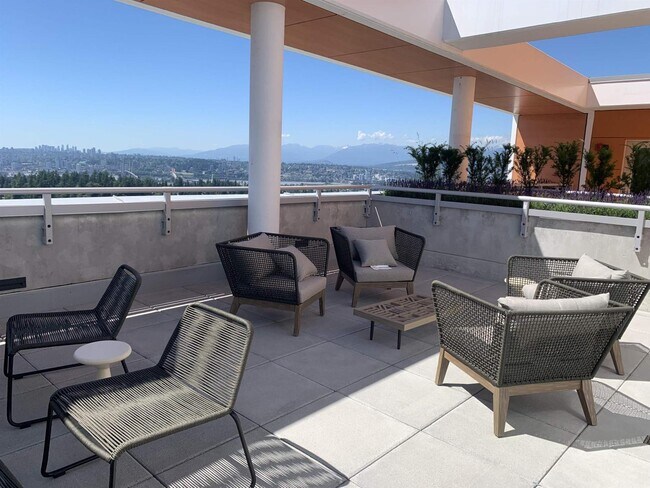 Photo - 13318-13104 104 Ave Unité 120*