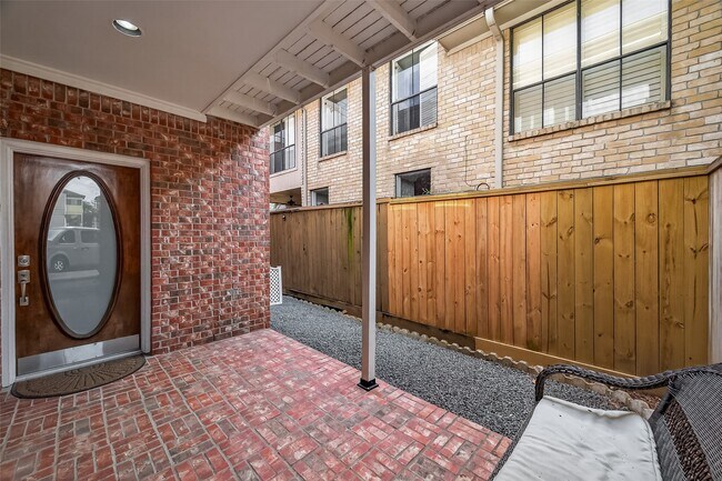 Photo - 2413 Potomac Dr