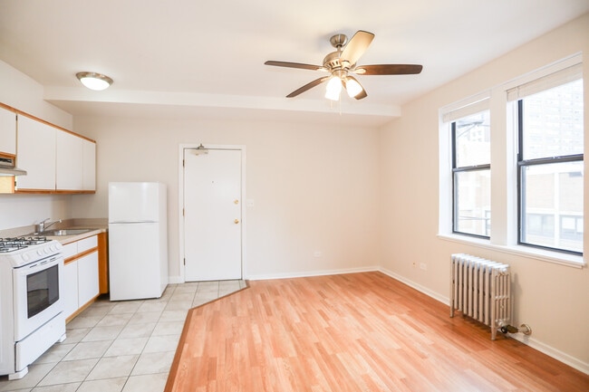 Photo - 6157 N Kenmore Ave Unit #508