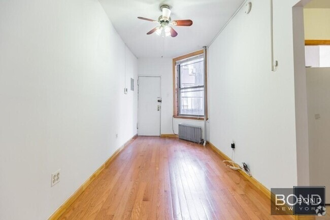 Building Photo - 20 Spring St Unit 1 Rental