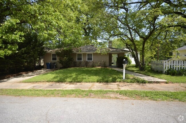 Building Photo - 1453 Clermont Ave Rental