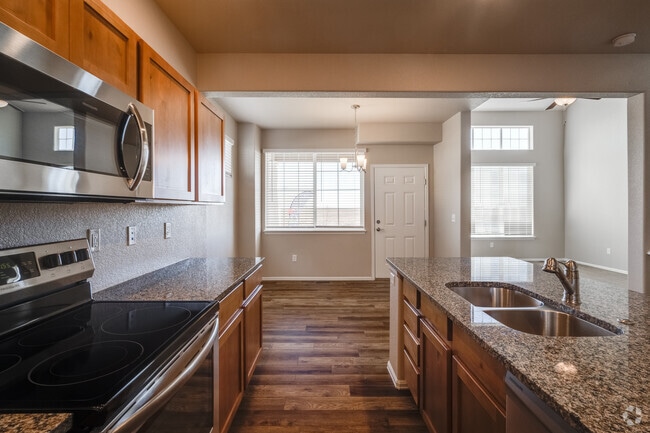 2 BR, 2.5 BA - 1,472 SF