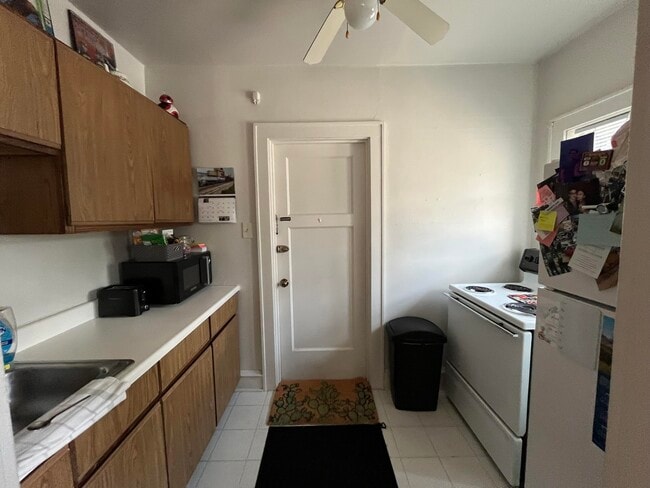 Photo - 4625 S Lake Dr