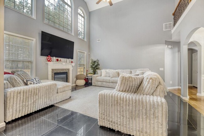 Photo - Turnkey Furnished 5BR Home – Ideal for Corporate Relocation & Temporary Housing