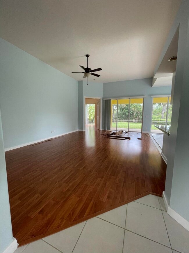 Photo - 10971 SW Fall Creek Dr