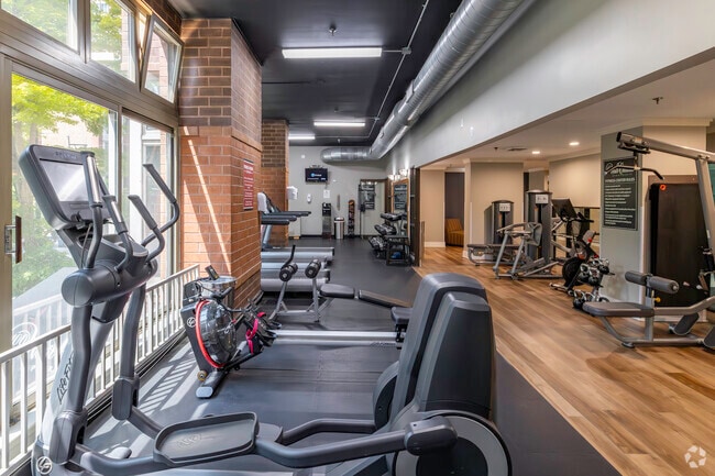 Fitness Center - 100 West Chestnut Apartments